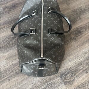 Lv duffle bag